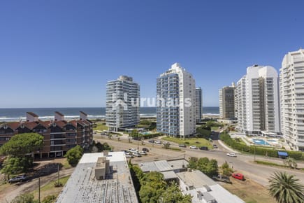 VENTA DEPARTAMENTO PLAYA BRAVA FOREST TOWER 4 DORMITORIOS
