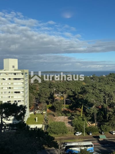 ALQUILER ANUAL 2 DORMITORIOS PUNTA DEL ESTE 12 LUNAS
