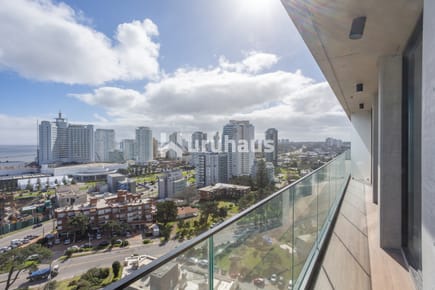 VENTA APARTAMENTO TRES DORMITORIOS PUNTA DEL ESTE TORRES DEL ESTE