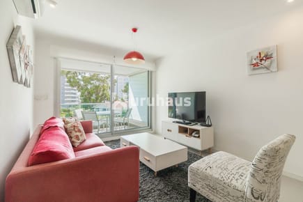 VENTA APARTAMENTO DOS DORMITORIOS PUNTA DEL ESTE EDIFICIO WIND TOWER