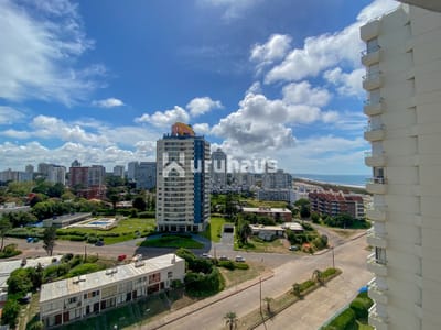 VENTA APARTAMENTO 3 DORMITORIOS CON VISTA AL MAR