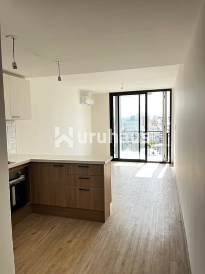 VENTA APARTAMENTO MONOAMBIENTE MONTEVIDEO EDIFICIO YES