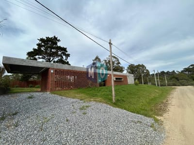 Venta Casa a estrenar en Punta Colorada