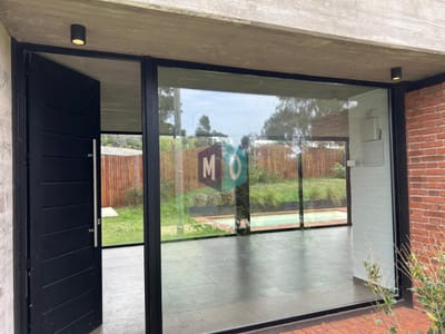 Venta Casa a estrenar en Punta Colorada