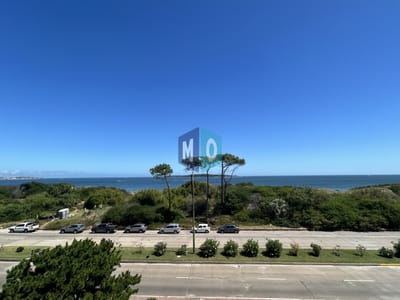 Venta de Apartamento de 4 dormitorios en Playa Mansa, Punta del Este