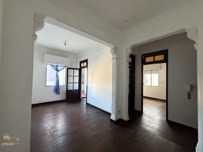 ALQUILER APARTAMENTO DE 2 DORMITORIOS – BAJOS GASTOS COMUNES EN CENTRO