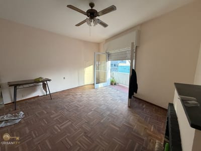 Alquiler apartamento 2 dormitorios con balcón gastos comunes bajos - Tres Cruces