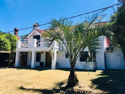 Casa de 3 dormitorios en Montoya, la Barra.