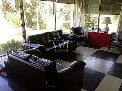 Casa a la Venta , 3 dormitorios, en Playa Brava, con 1215 m2 de Terreno