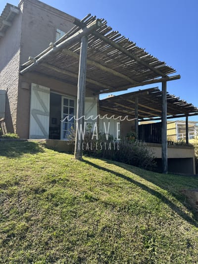 Alquiler de verano, Casa de 5 dormitorios en Manantiales, con vista al mar
