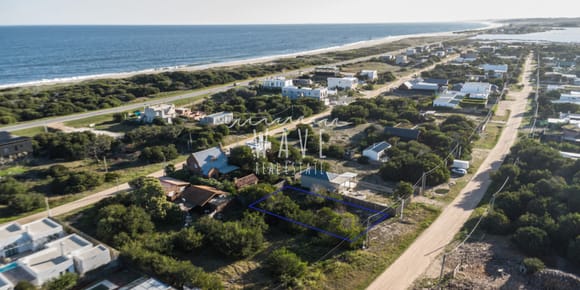 Venta Lote La Juanita Jose Ignacio a 400 metros del mar