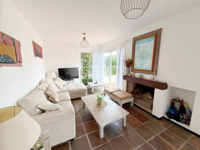 Venta de apartamento de 3 dormitorios + dependencia en La Barra