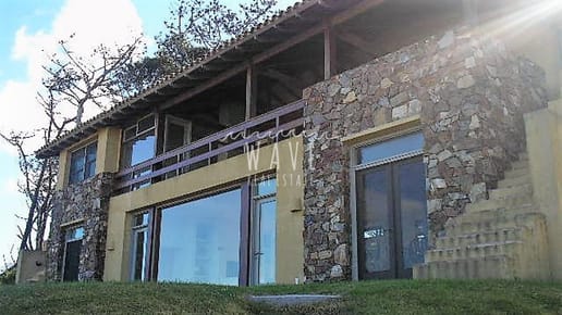 Casa en Venta, Casa de 5 dormitorios en Laguna Blanca