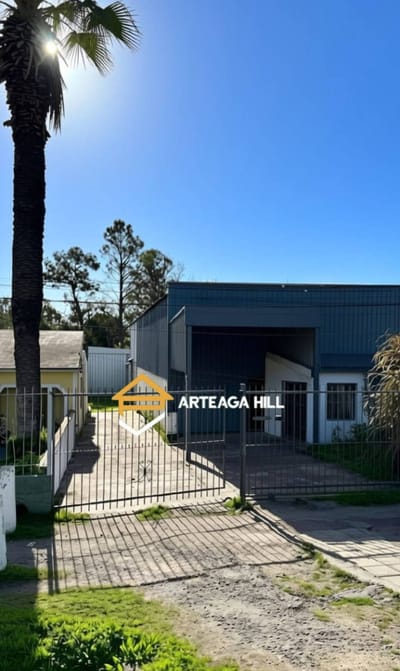 VENTA | Galpón de 400 m² + Casa de 3 Dormitorios en ruta 8 | Próximo a Zonamérica | 1.560 m² de Terreno