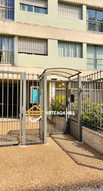 ALQUILER | Apartamento de 1 dormitorio en Cordón Sur | A pasos de 18 de Julio y Facultad de Derecho | Piso alto al frente | Excelente iluminación natural