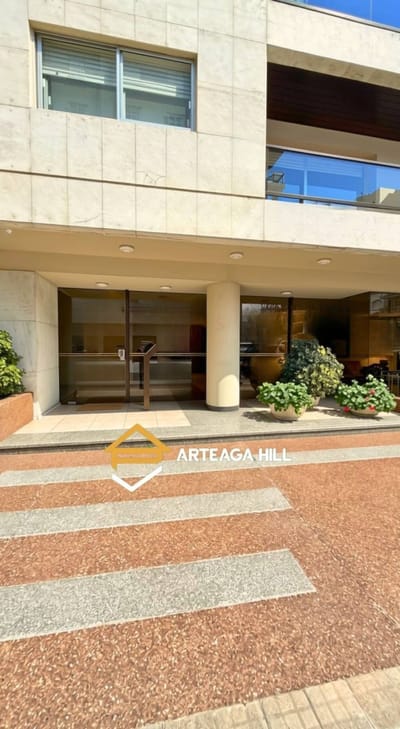 ALQUILER | Apartamento de categoría en Punta Carretas | 2 Dormitorios, 3 Baños uno en Suite, Terraza y Garage | A Pasos del Parque Biarritz y la rambla
