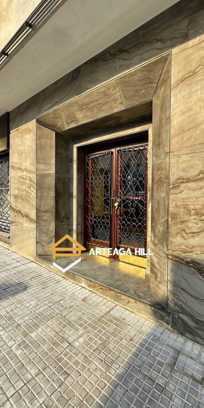VENTA | Apartamento de 2 dormitorios en Cordon |A Media Cuadra de 18 de Julio| PROXIMO A BVAR ARTIGAS, TERMINAL TRES CRUCES | Buena Luz Natural