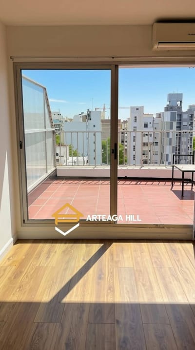 ALQUILER | MONOAMBIENTE AL FRENTE EN EL CENTRO | GRAN TERRAZA CON VISTA AL MAR | BAJOS GASTOS COMUNES Y BARBACOA | PROXIMO A 18 DE JULIO | 4 CUADRAS DE LA RAMBLA