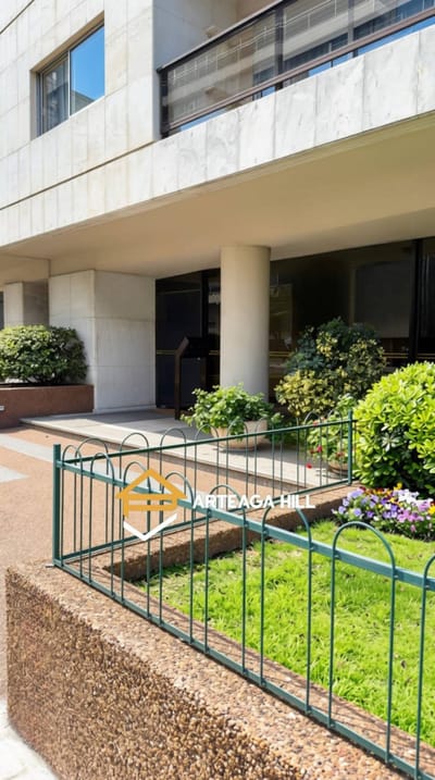 VENTA | Apartamento de categoría en Punta Carretas | 2 Dormitorios, 3 Baños uno en Suite, Terraza y Garage | A Pasos del Parque Biarritz y la rambla