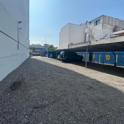 Local Comercial a  Cuadras del Ovalo Gutierrez  Lmite Miraflores y San Isidro