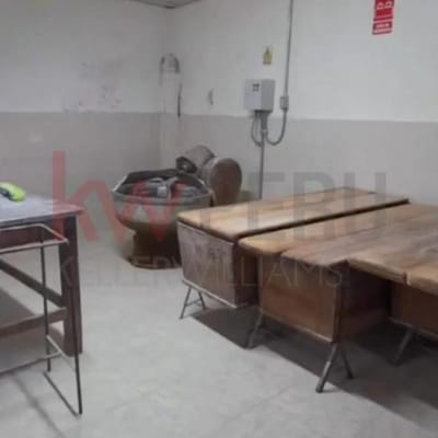 GRAN OPORTUNIDAD 270 M2 CASA PARA NEGOCIO - PANIFICADORA