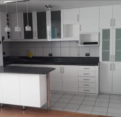 ALQUILER DE DPTO DUPLEX AV LOMAS DE LA MOLINA CDA3