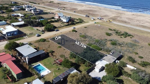 Venta de Terreno en Punta Negra, Piriapolis - SUPERFICIE DE 730M