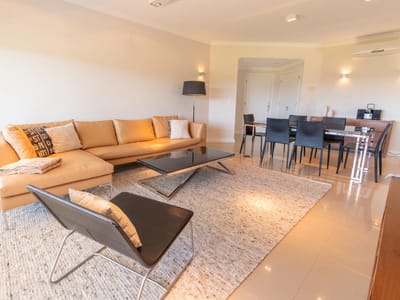 Apartamento en venta c/ cochera en P. Ballena