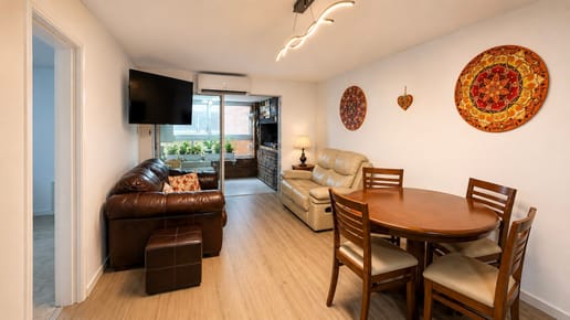 Apartamento en venta c/ cochera en Playa Mansa