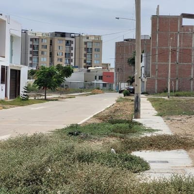 VENTA DE TERRENOS FRENTE AL CONDOMINIO CLUB LOS SAUCES