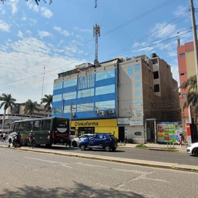 VENTA DE DEPARTAMENTO COMERCIAL EN EL CENTRO DE CHICLAYO