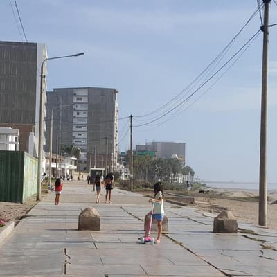 REMATE DE TERRENO EN PIMENTEL ubicado a  cuadras del Mar TERCER MALECN