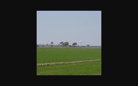 TERRENO A FILO DE PISTA EN CARRETERA FERREAFE   HECTREAS