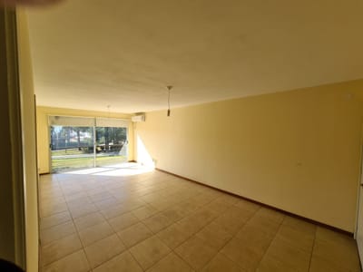 Alquiler Apartamento 2 Dormitorios y Cochera Barra de Carrasco