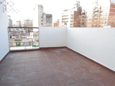 Alquiler Apartamento 1 Dormitorio Cordon con balcon y cochera