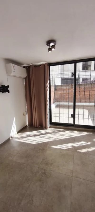 Alquiler Apartamento Monoambiente Tres Cruces terraza cochera