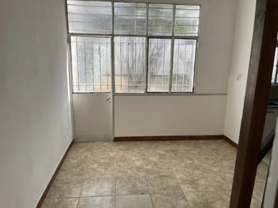 Alquiler Casa 4 Dormitorios Union con Patio y Parrillero