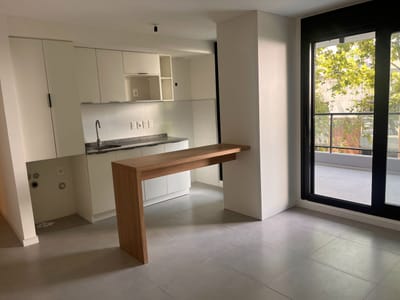 Venta de Apartamento con Renta 1 D y Garage