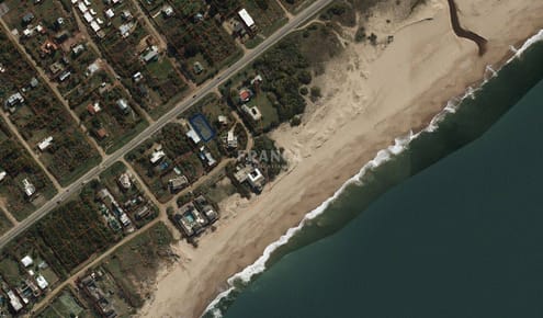 Terreno de 502 m2 en Punta Piedras.