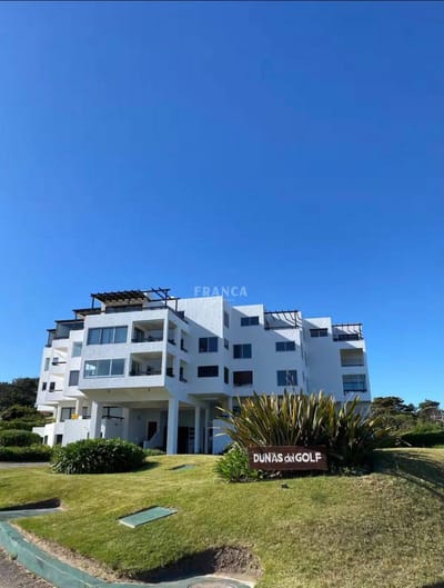 Departamento de 4 dormitorios en Punta del Este