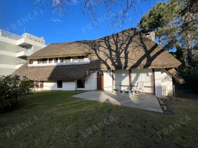 Venta de casa en parada 22 de la Brava, Punta del Este.