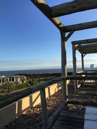 Excelente departamento en alquiler en Manantiales