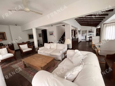 Casa en el corazón de La Barra, 6 dormitorios.