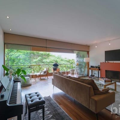 HERMOSO DUPLEX  DORMITORIOS CON VISTA AL OLIVAR Y GRAN TERRAZA