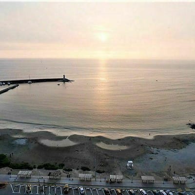 DEPARTAMENTO EN ALQUILER CON HERMOSA VISTA AL MAR LUJOSO EDIFICIO MARIO LARA