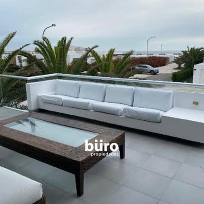 ESTUPENDA CASA DE PLAYA EN VENTA CON VISTA AL MAR DA FILA PLAYA DEL GOLF