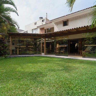 IDEAL PARA PROYECTO O CASA SAN ISIDRO CON FONDO A PARQUE PRIVADO DE M