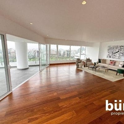 MODERNO PH EN VENTA EN SAN ISIDRO PEZET CON ESPECTACULAR VISTA AL GOLF y MAR