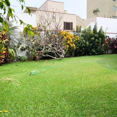TERRENO EN VENTA ESQUINA DE M EN VENTA RDM  PISOS EN SAN ISIDRO