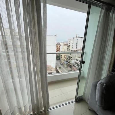 Vendo lindo departamento  de  dormitorios en Urb La Calera de la Merced